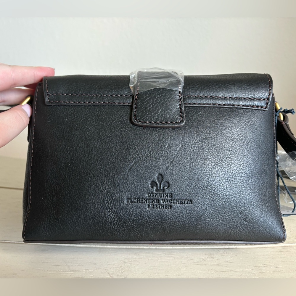 NEW W/ TAGS! Dooney and Bourke Florentine Kyra Crossbody - Picture 4 of 7